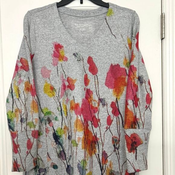 Soft Surroundings Gray Pink Floral Poppy V Neck Split Hem Tunic Top PS - Picture 3 of 11